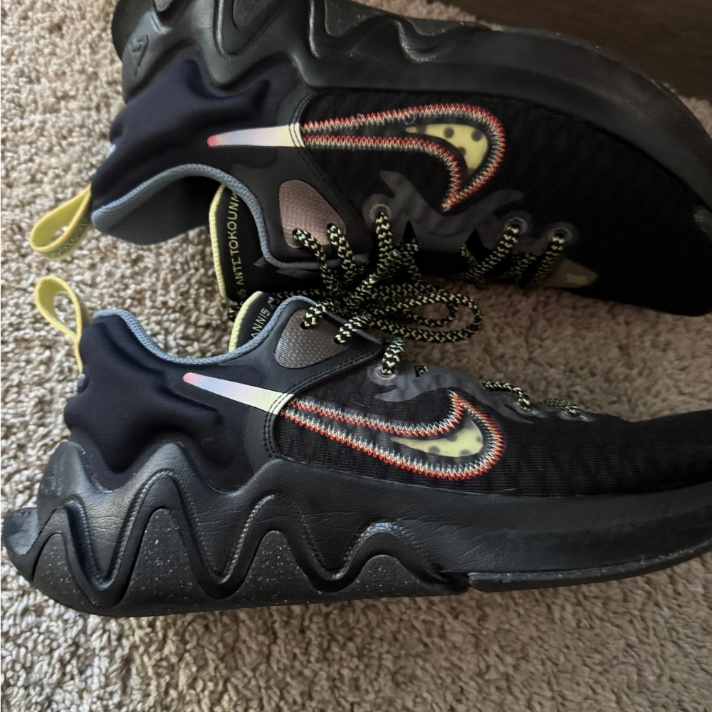 Men's Nike - Picture 3 of 7